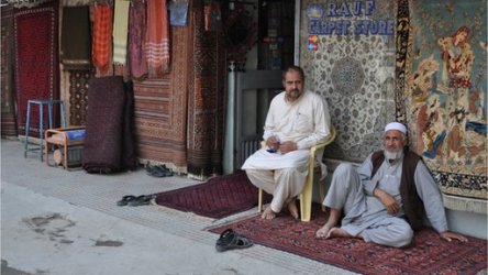 Afghan carpet industry facing threadbare future 